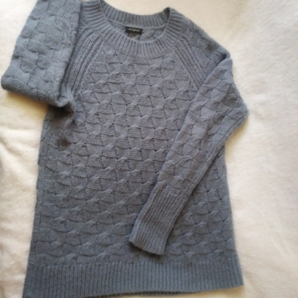 Ann Taylor Sweater small